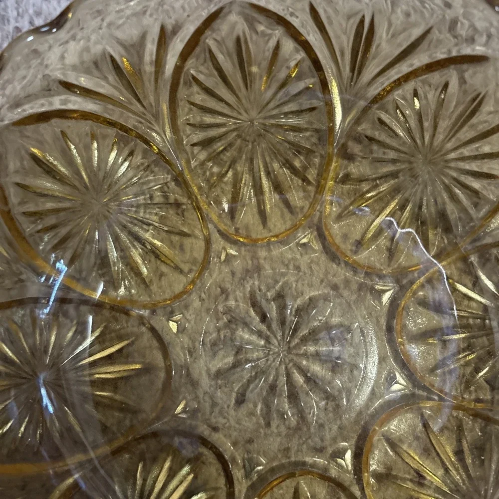 Star & Cameo Medallion Yellow Amber Glass  Serving Bowl Anchor Hocking 8